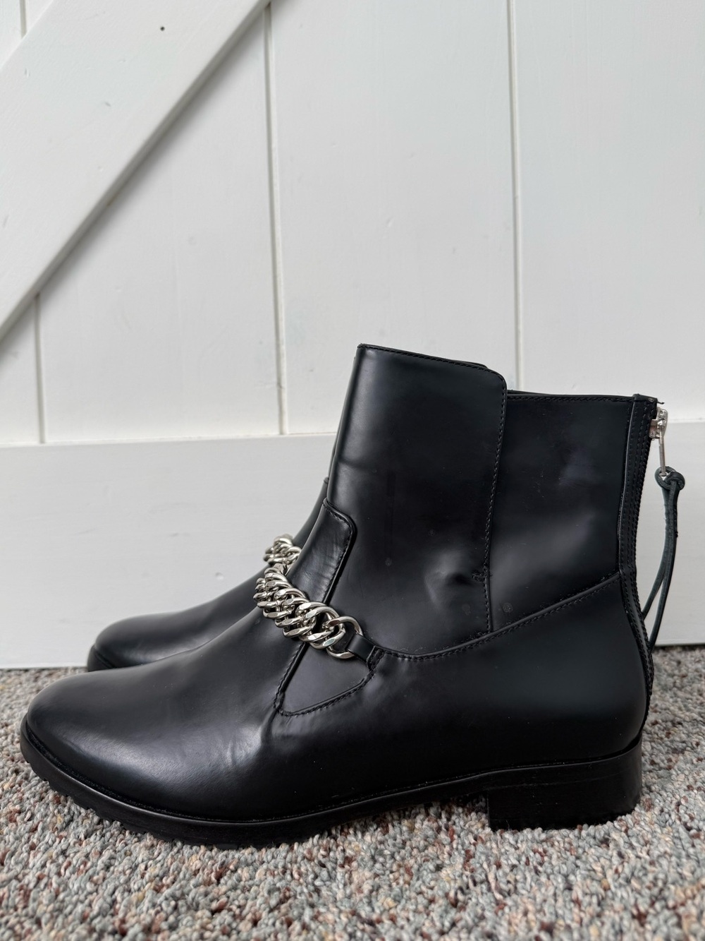 Elizabeth & James black chained boots size 8B